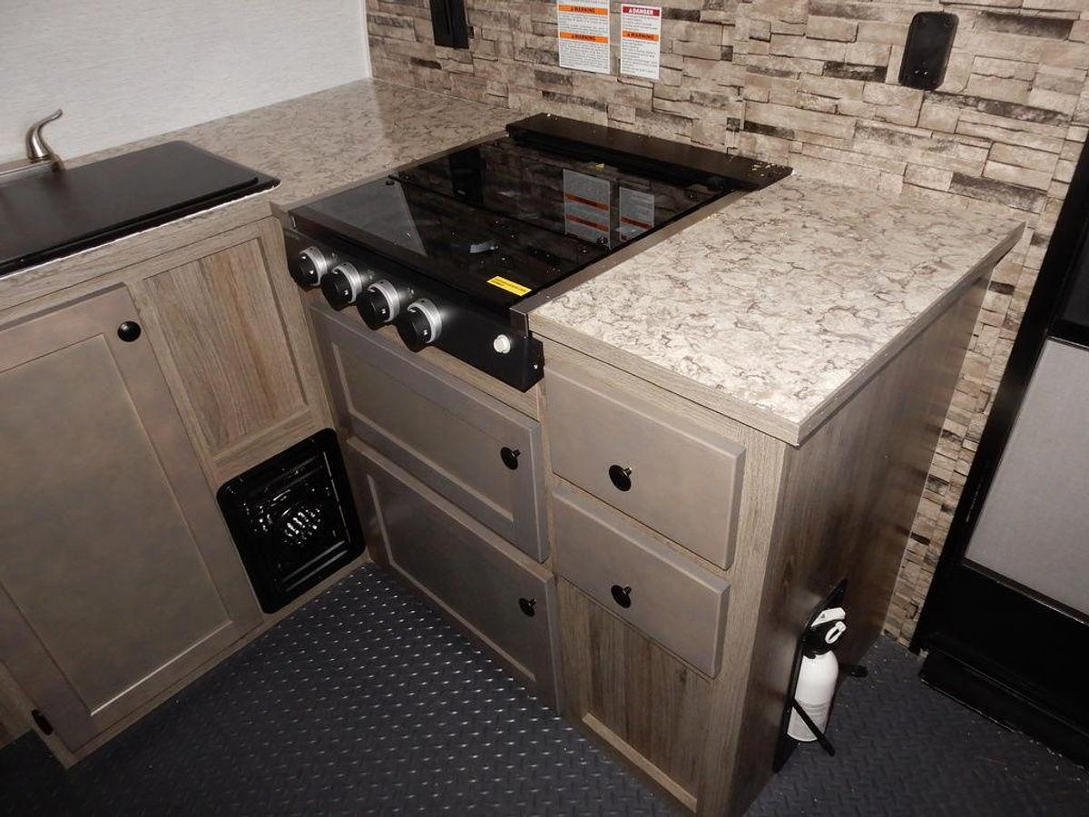 2024 Sunset Park RV Sun Lite 24TH