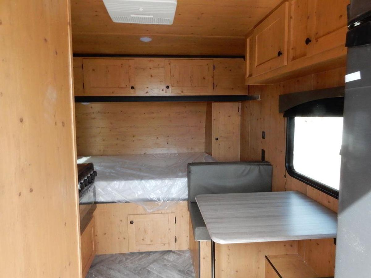 2025 Sunset Park RV Sun-Lite 16BH