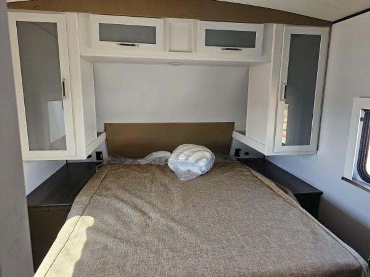 2026 Keystone RV BULLET 330BKQ