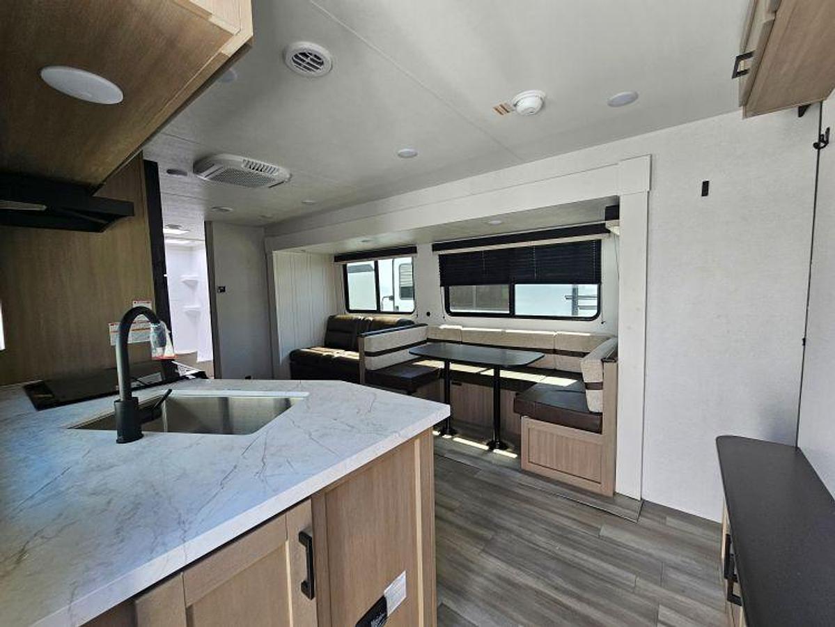 2027 HEARTLAND BY JAYCO PROWLER 2802BHS
