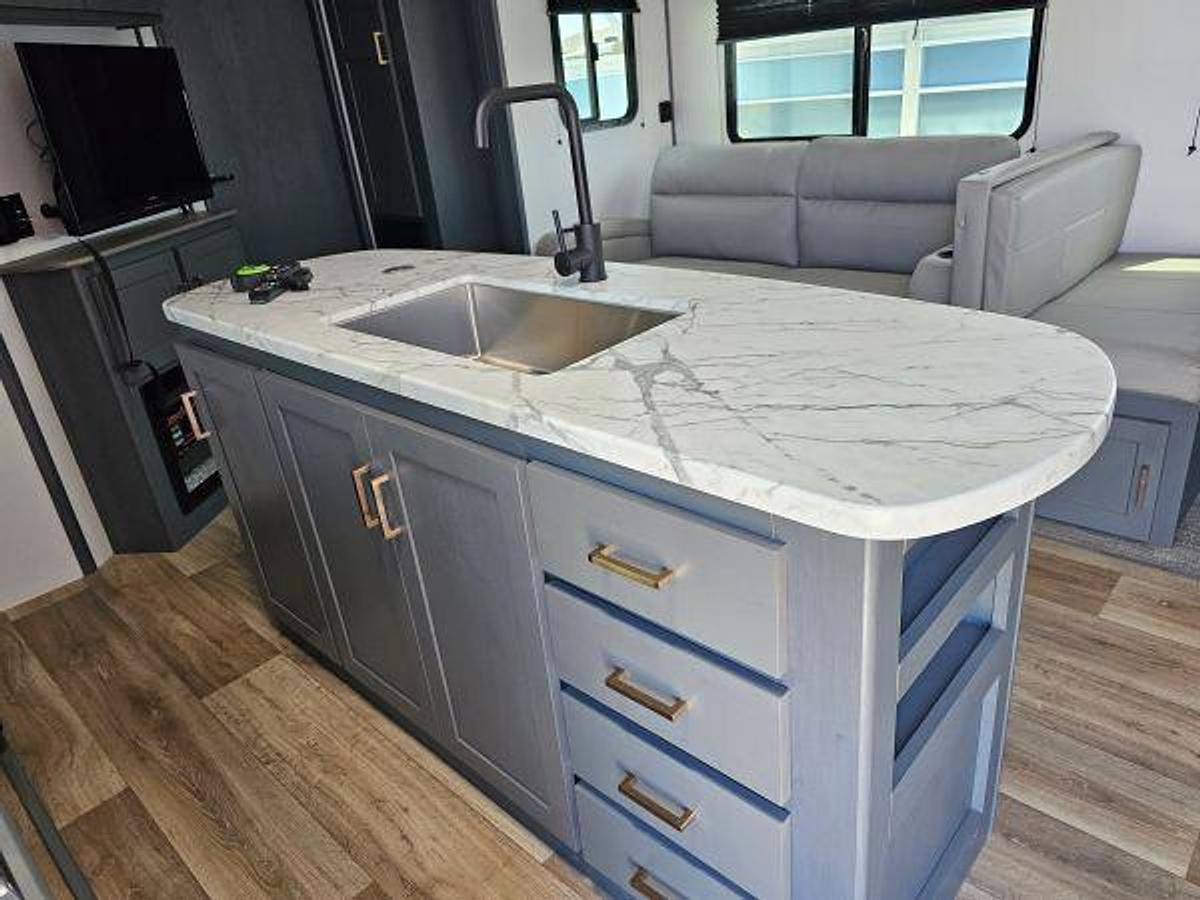 Used 2023 Keystone RV BULLET 330BHS