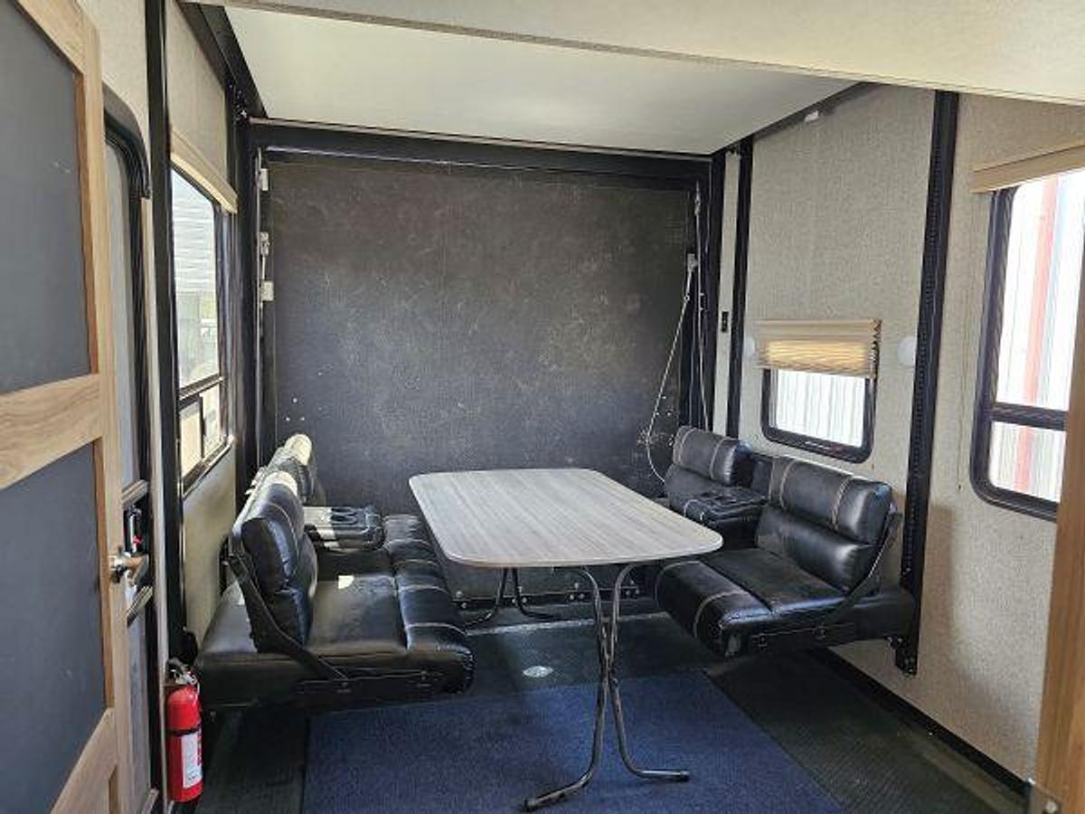 Used 2019 DUTCHMEN ENDURANCE 3556