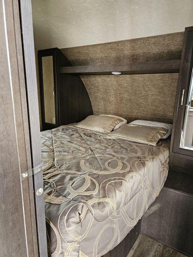 Used 2018 FOREST RIVER SONOMA 240BHS