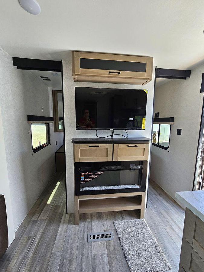 2027 HEARTLAND BY JAYCO PROWLER 3202DSB