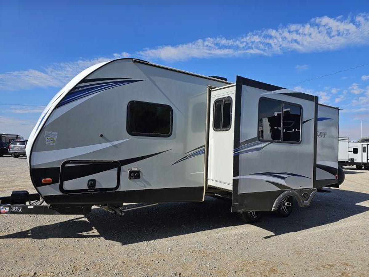 Used 2019 Keystone RV BULLET 243BHS