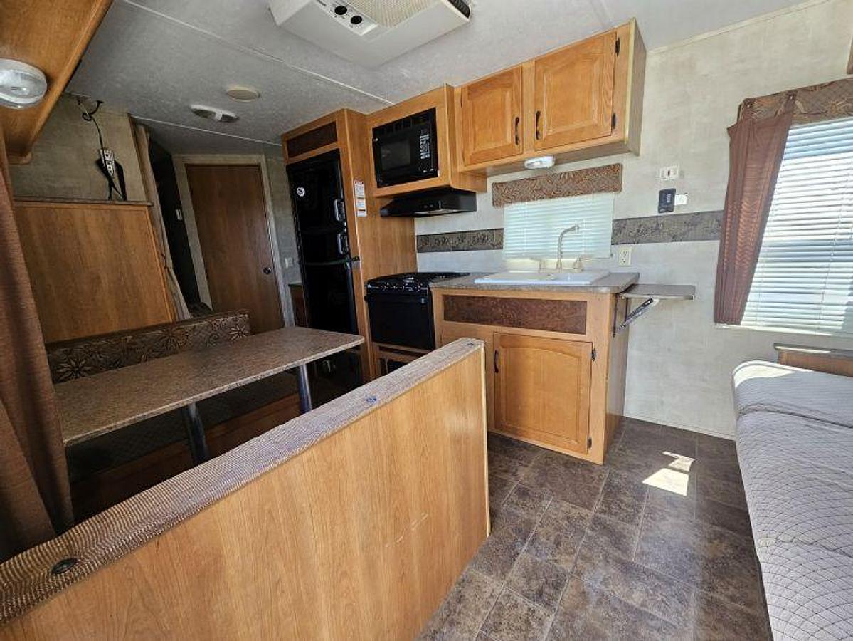 Used 2012 Keystone RV HORNET HIDEOUT 19FLBWE