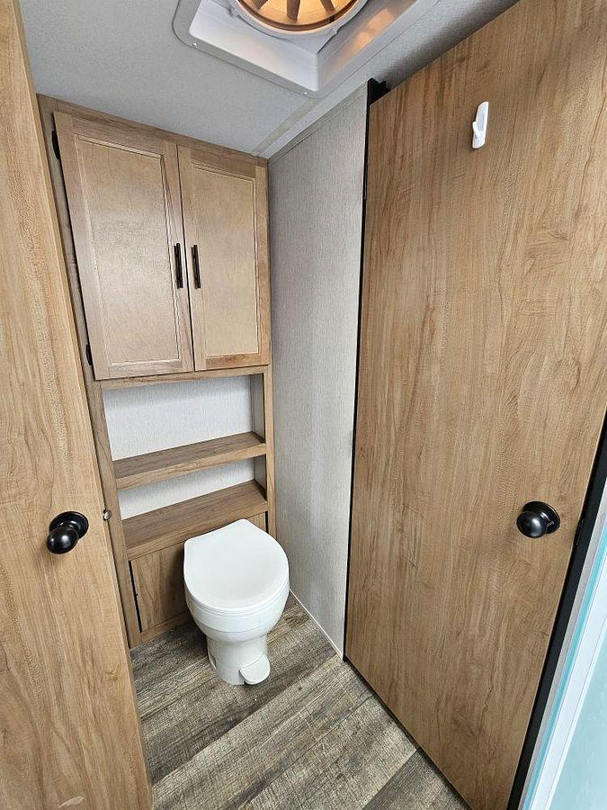 Used 2023 FOREST RIVER CHEROKEE GREY WOLF 26MBRR