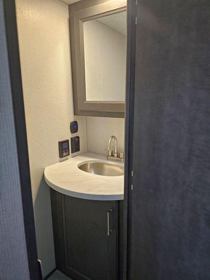 2025 Keystone RV Cougar Half-Ton 32BHS