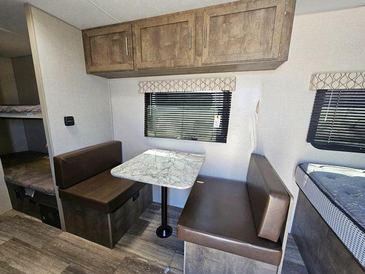 Used 2021 KZ RV SPORTSMEN 180BHSE