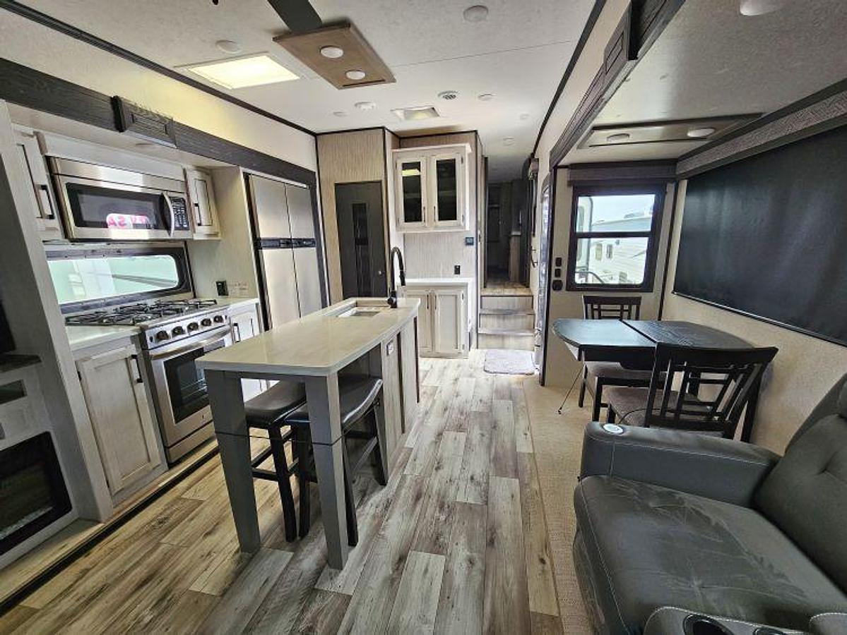 Used 2022 KZ RV DURANGO 301RLT