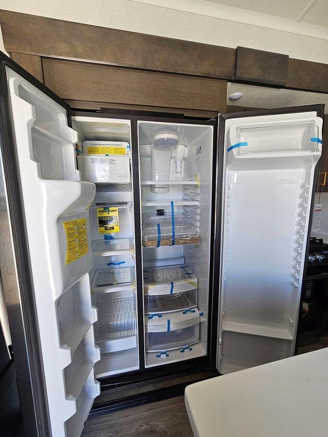 2027 HEARTLAND BY JAYCO BIGHORN 39FL