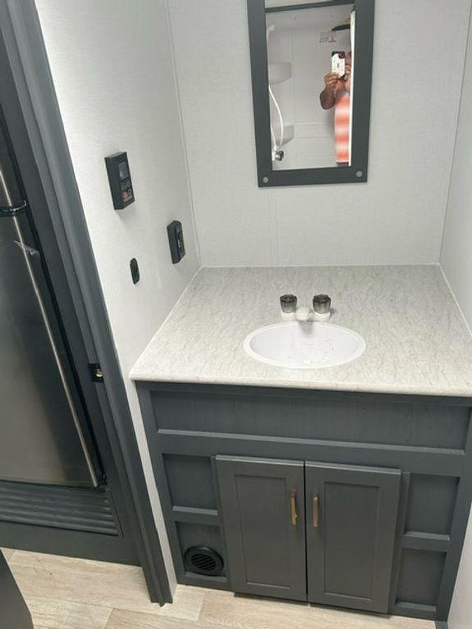 2025 Keystone RV Bullet Classic Travel Trailers 1840RB