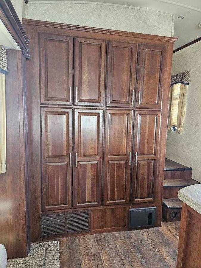 Used 2015 Forest River Wildcat 275CKX