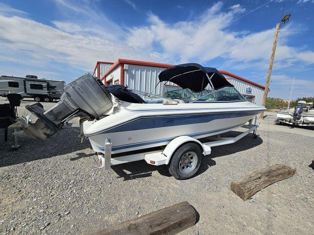 Used 1989 SEA RAY  180B