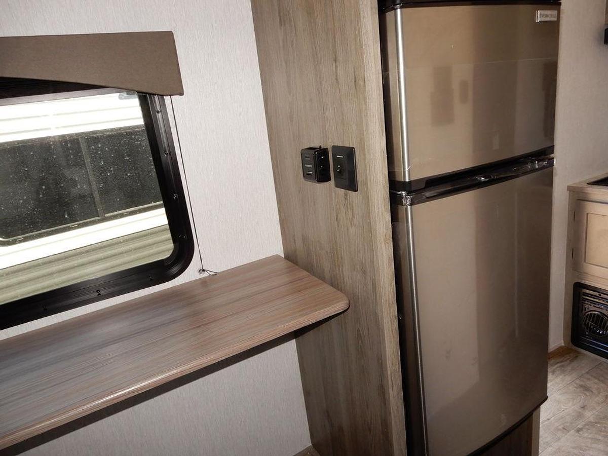 2024 Sunset Park RV Sun Lite LTD 19RK