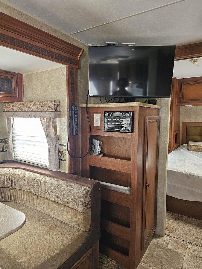 Used 2012 KZ RV SPREE 280RLS