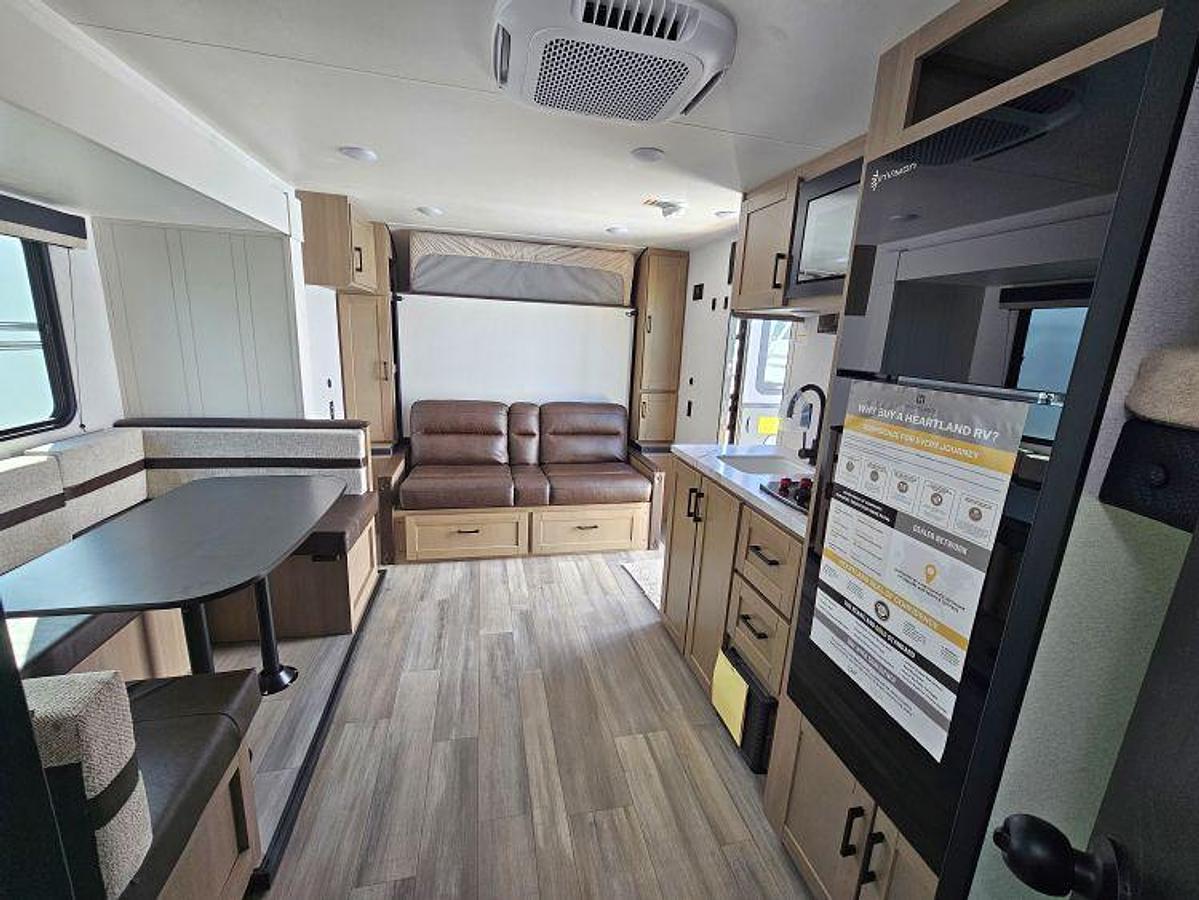 2027 HEARTLAND BY JAYCO PROWLER 1802MBS