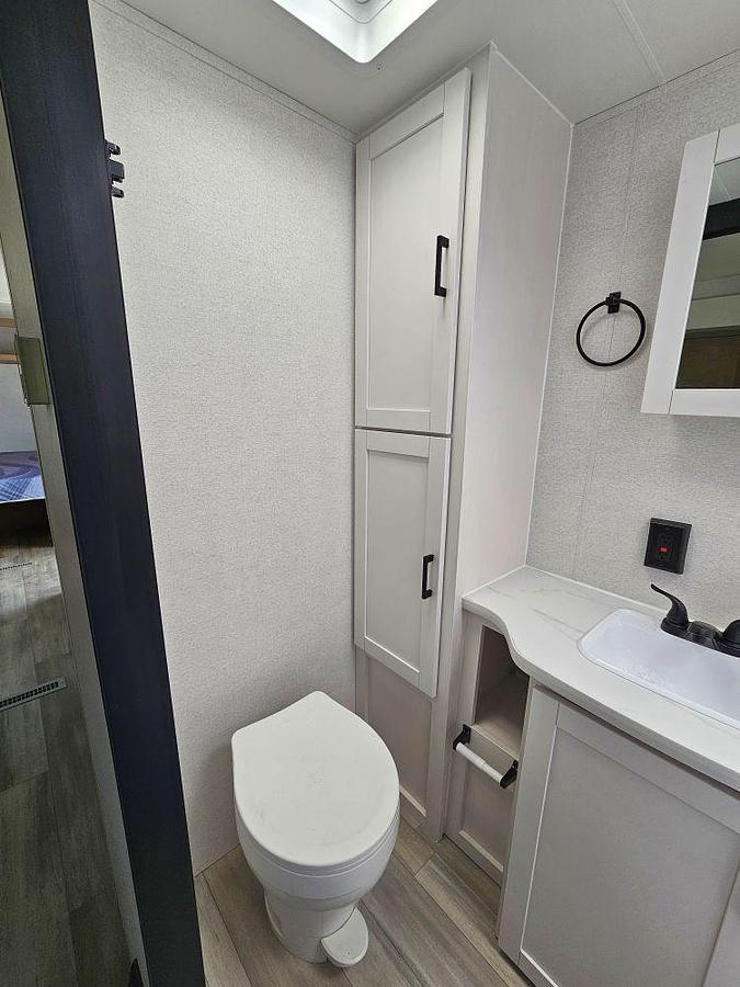2027 HEARTLAND BY JAYCO PROWLER 2201 MDS