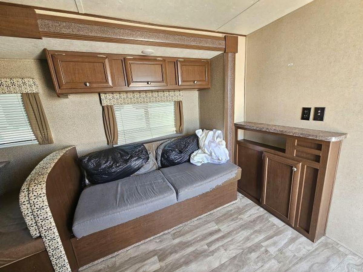 Used 2018 FOREST RIVER SHASTA OASIS 26DB