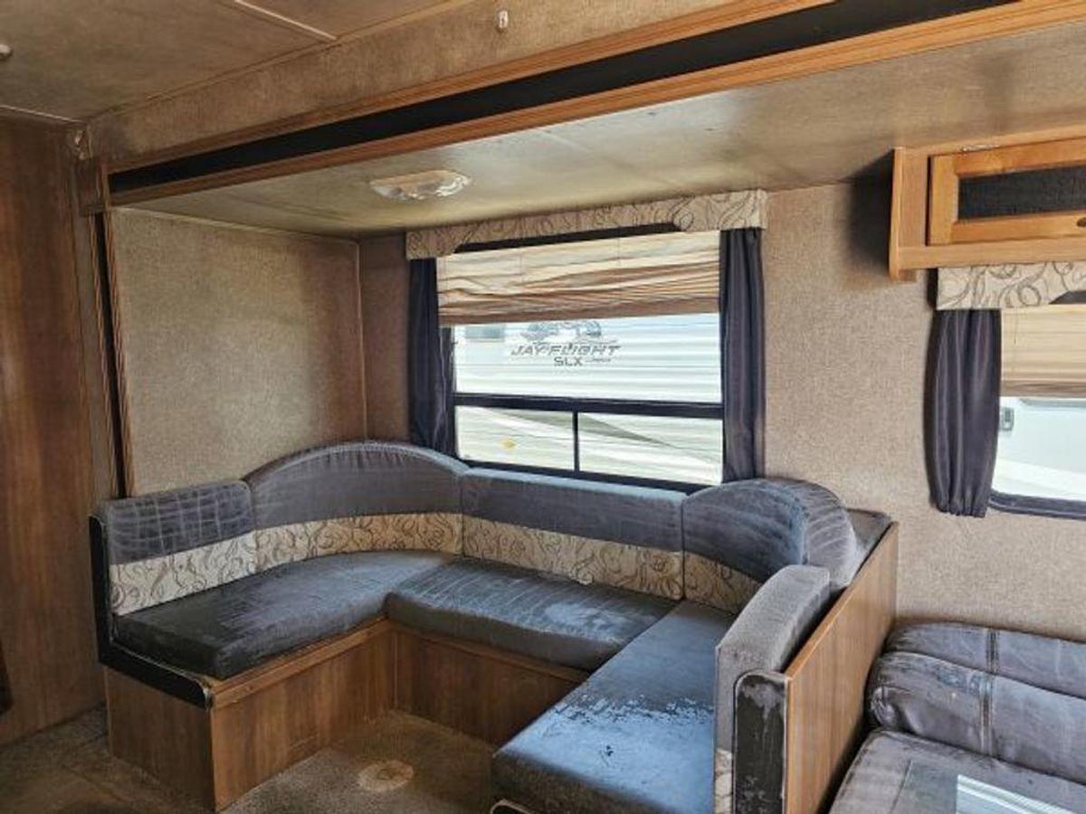 Used 2017 Coachmen Catalina SBX 291QBS