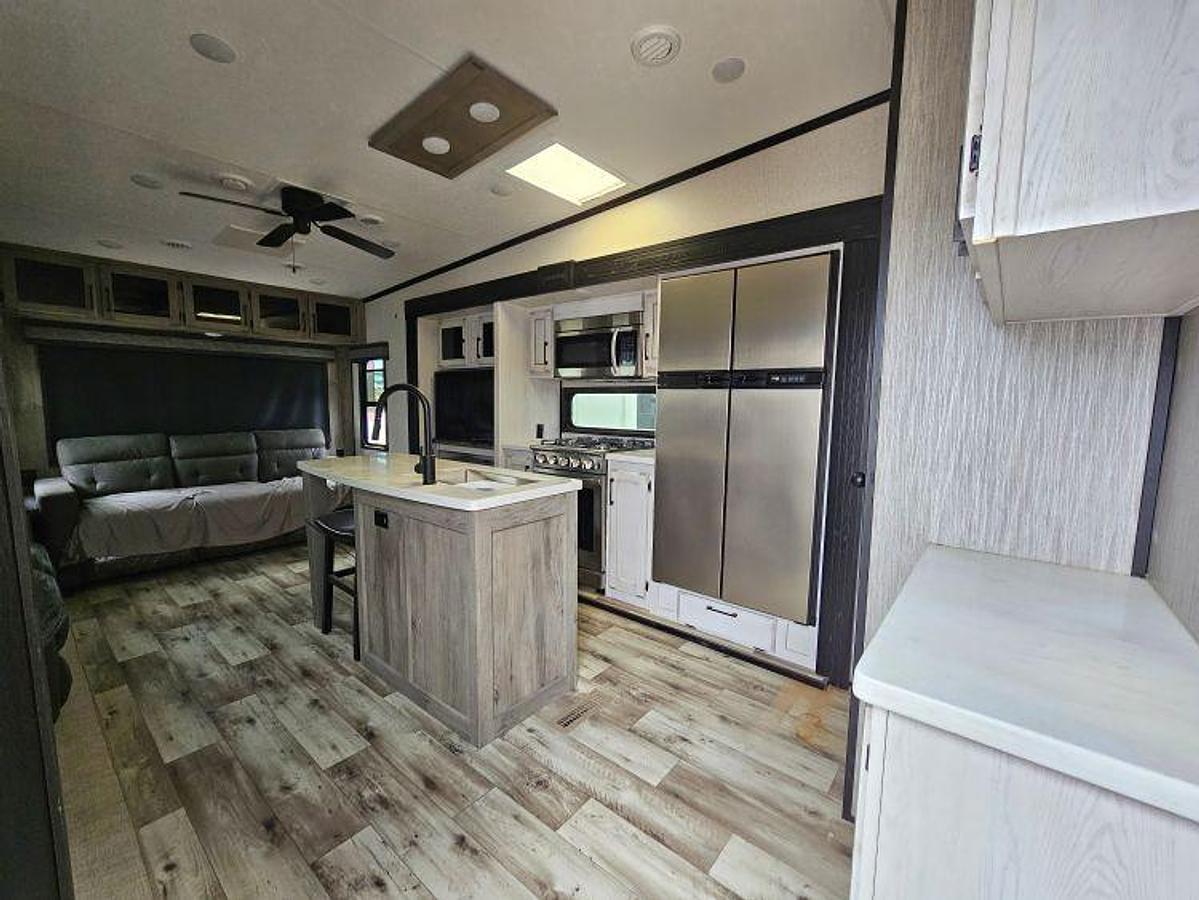 Used 2022 KZ RV DURANGO 301RLT