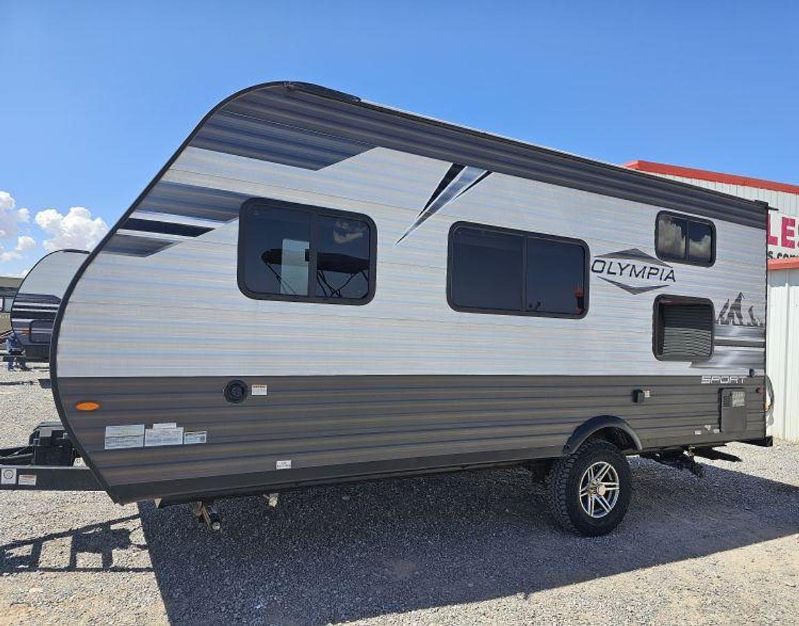 Used 2022 HIGHLAND RIDGE OLYMPIA SPORT 19BH