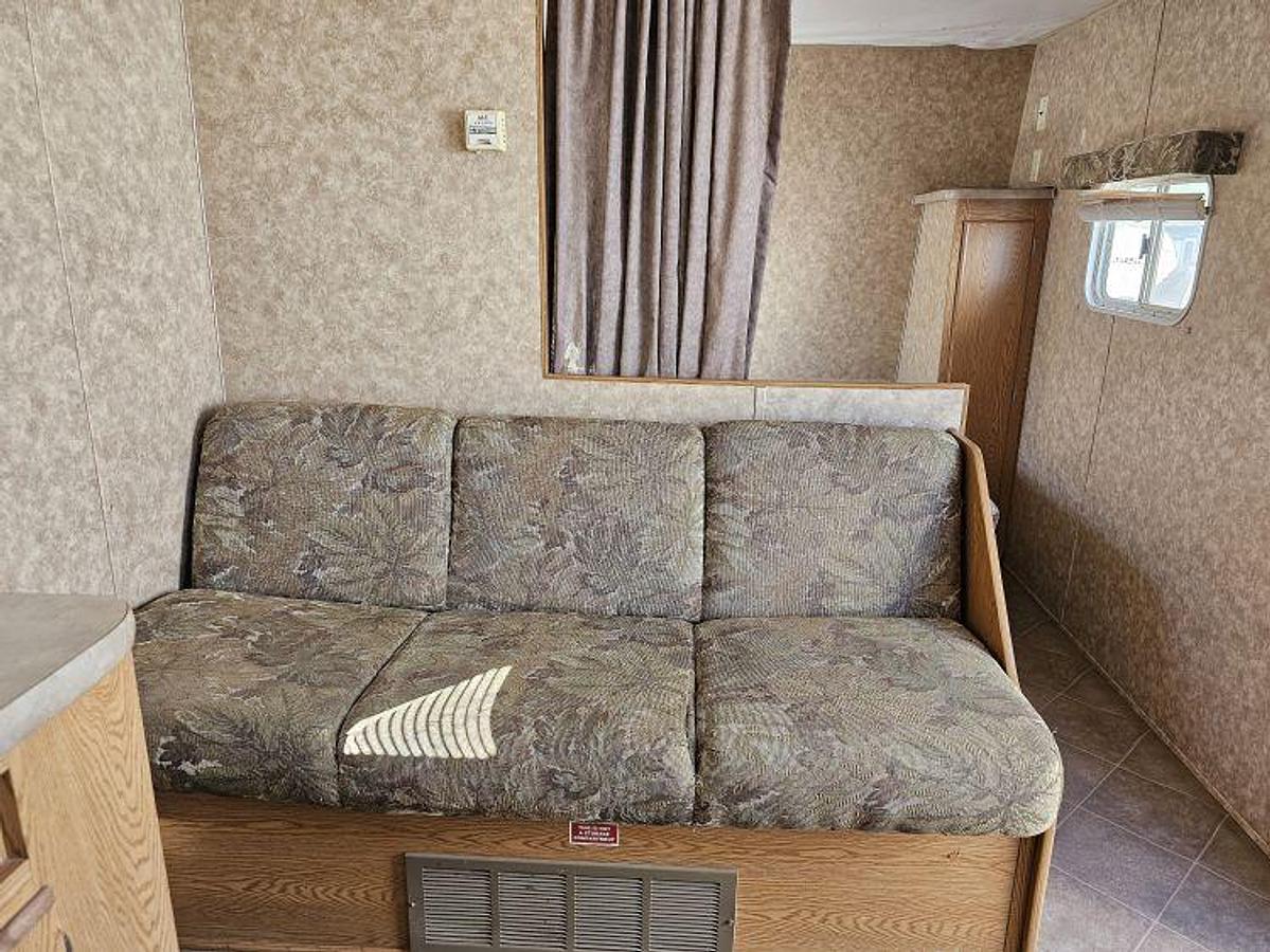 Used 2006 SKYLINE WEEKENDER 247 LTD