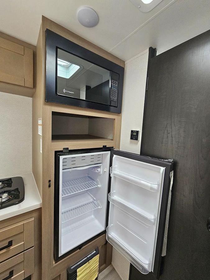 2027 HEARTLAND BY JAYCO PROWLER 1700BH