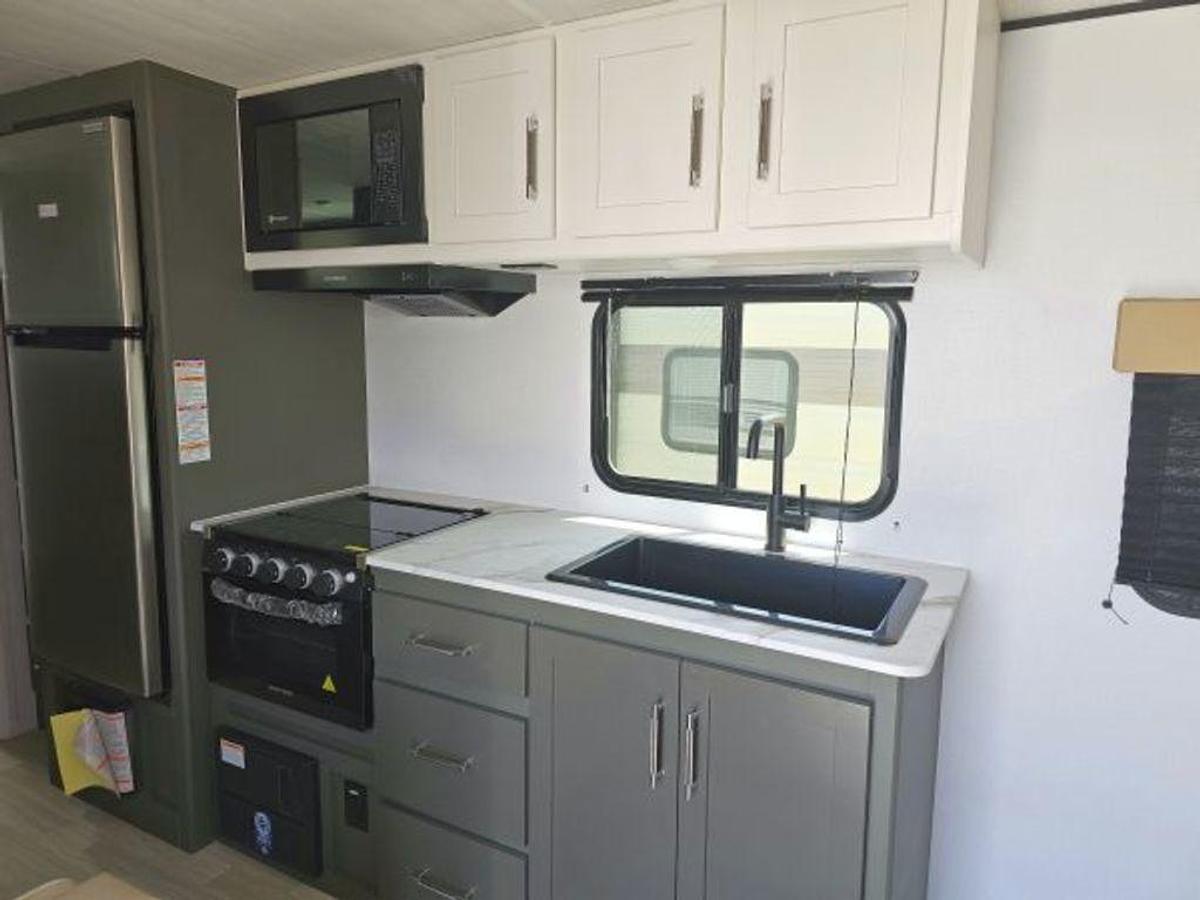 2025 Keystone RV Bullet Classic Travel Trailers 2140BH