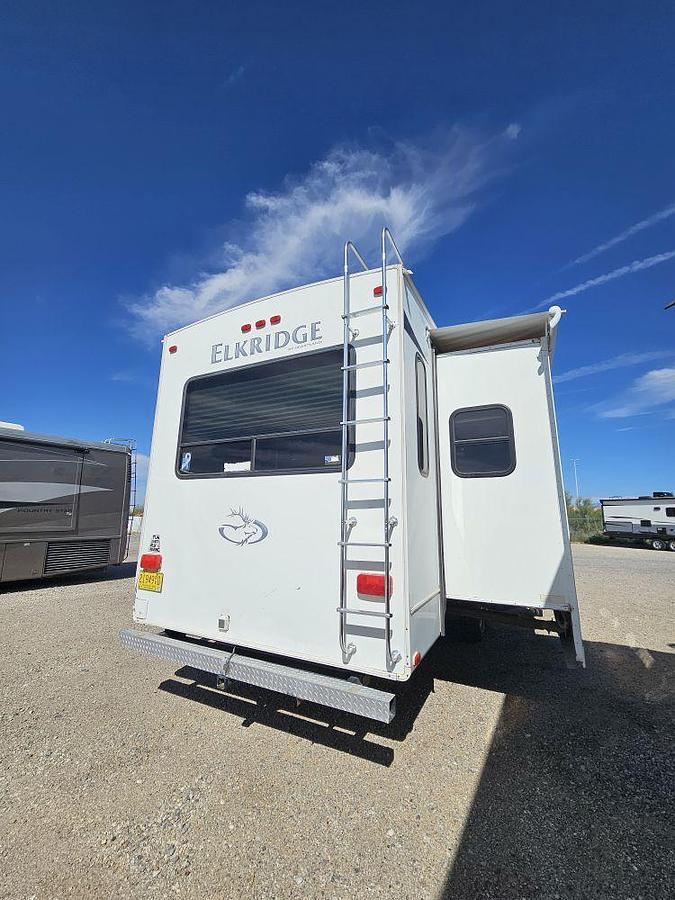 Used 2011 HEARTLAND ELKRIDGE 34TSRE