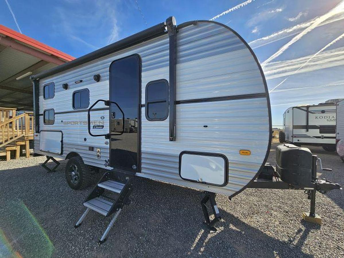 Used 2025 KZ RV SPORTSMEN CLASSIC 191BHK