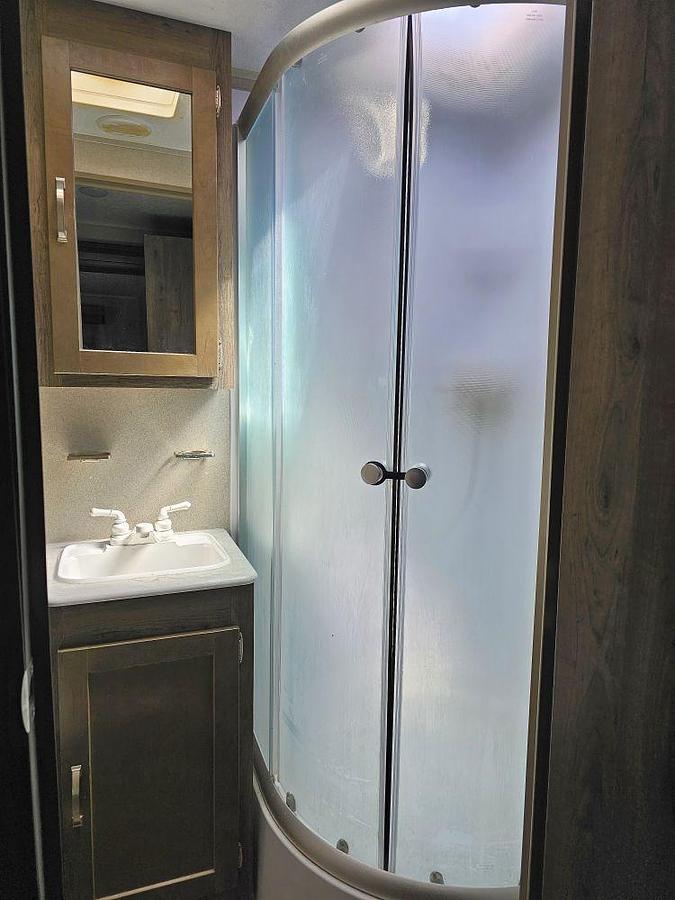 Used 2020 FOREST RIVER PALOMINO PUMA 32RBFQ