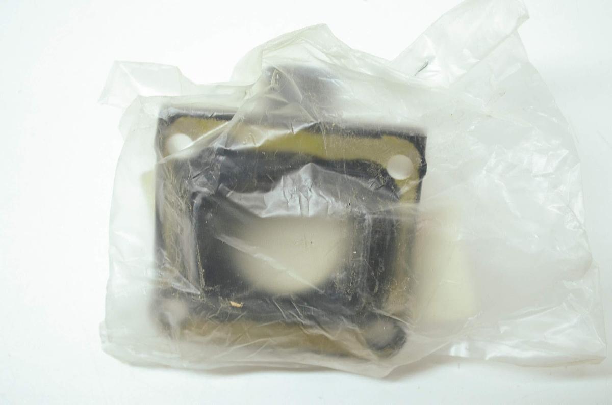 Yamaha 31K135650100 Carburetor Joint