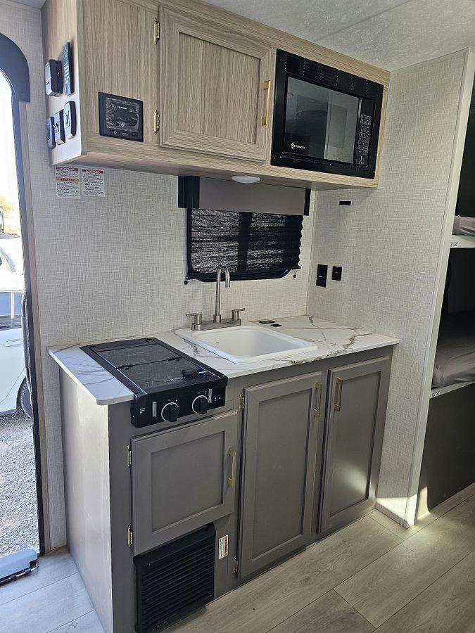 Used 2025 KZ RV SPORTSMEN CLASSIC 191BHK