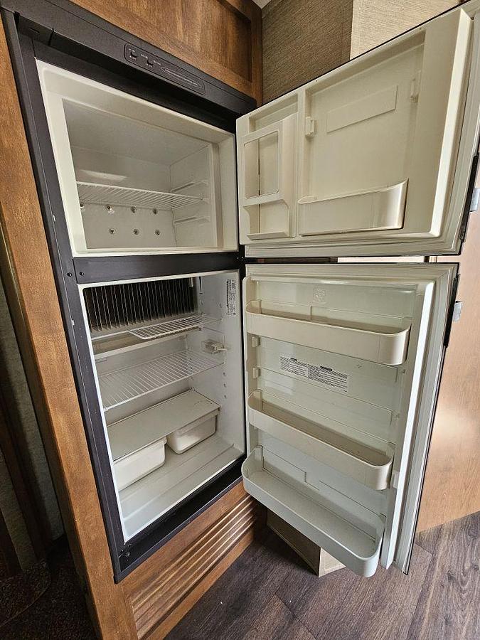 2013 Keystone RV SPRINTER 299RET