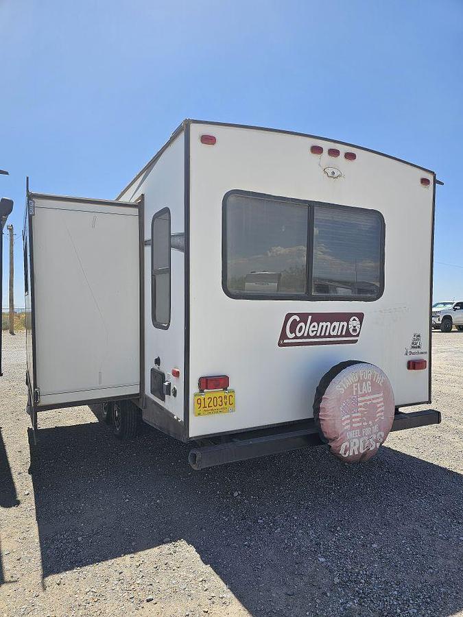 Used 2021 DUTCHMEN COLEMAN LIGHT 2515RL
