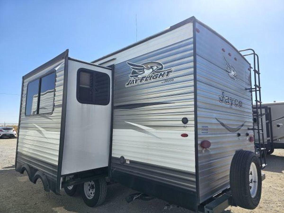 Used 2017 Jayco Jay Flight 24RBS