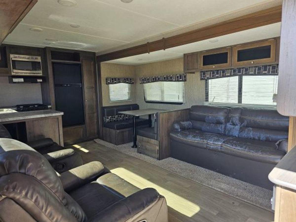 Used 2018 Coleman RV Lantern - Conventional 286RK