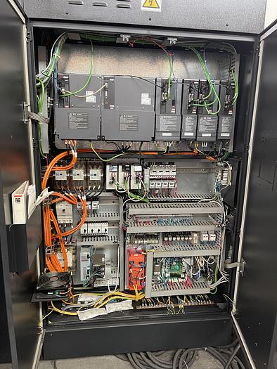 Ottime Centro di Lavoro Verticale MAZAK VTC-800/30SR