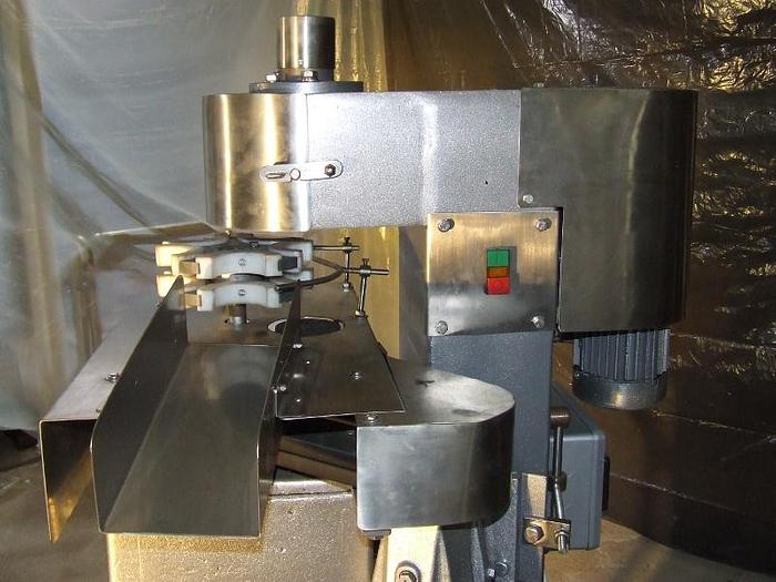 Used Semi-automatic "Twist Off" jar closing machine