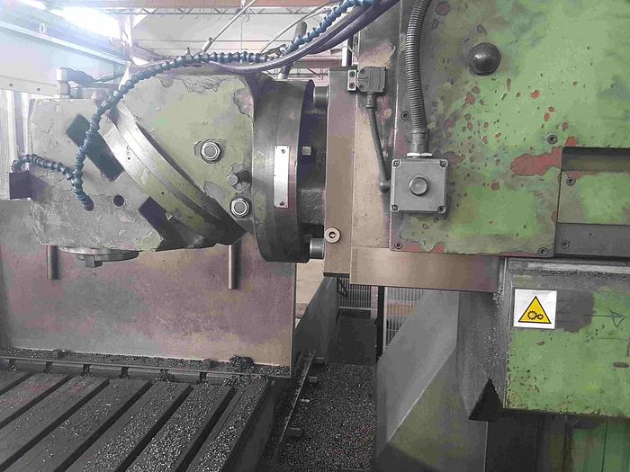 Usato FRESATRICE A BANCO FISSO GIANA GFR 3000 CNC