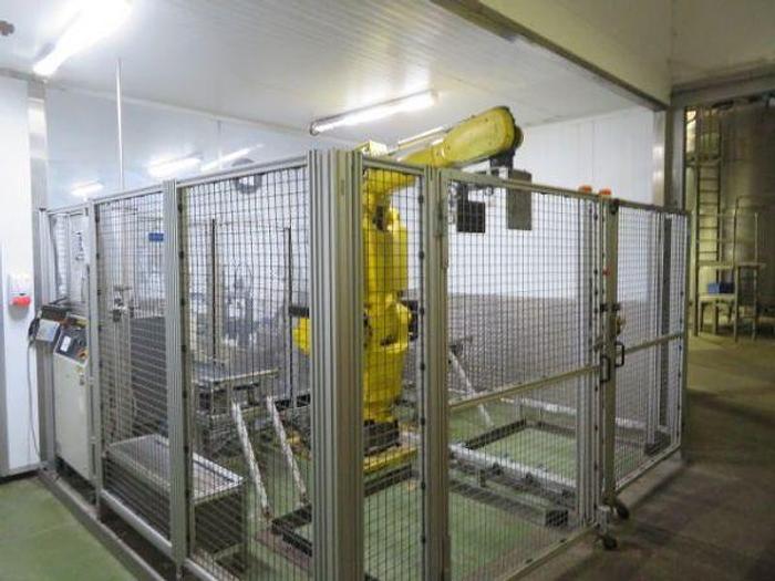 Used Fanuc type System R-J2 Robot S-420i
