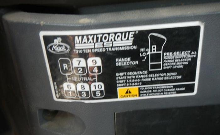 Used 2007 Mack Granite Bobtail Kill Truck