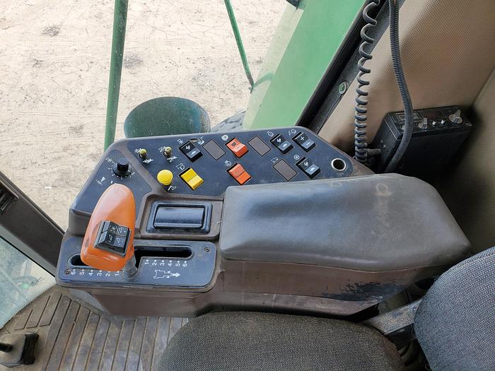 Used John Deere 9600 Combine