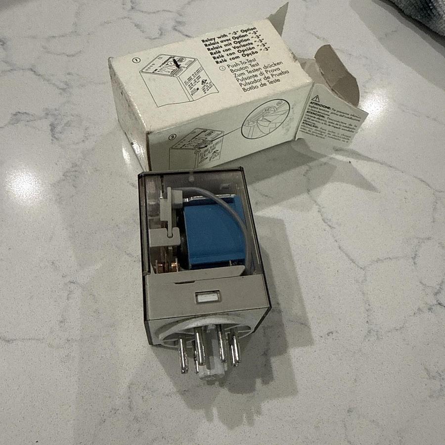 AB 700-HA33A1-3-4 Allen Bradley 700-HA General Purpose Tube Base Relay NEW