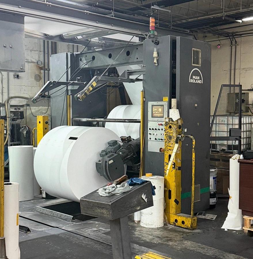 Used Man Roland Rotoman 22.750” Cutoff Vits Sheeter Folder