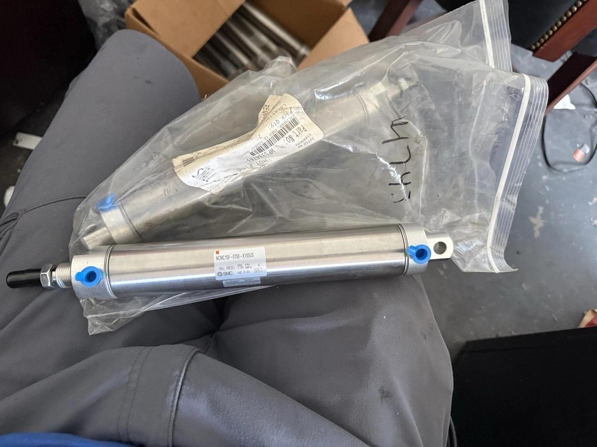 SMC NCMC150-0700-X155US Pneumatic Cylinder 3/4" Bore x 8 1/2" Stroke New