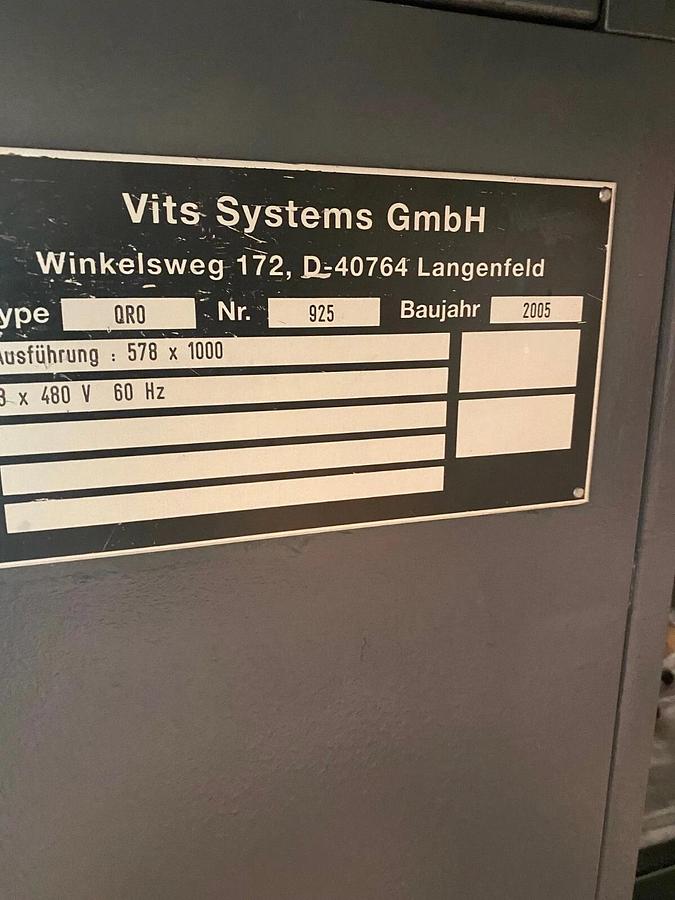 Refurbished 2005 refurbished 22.750" cutoff 38" wide Vits Rotocut S Servo Sheeter