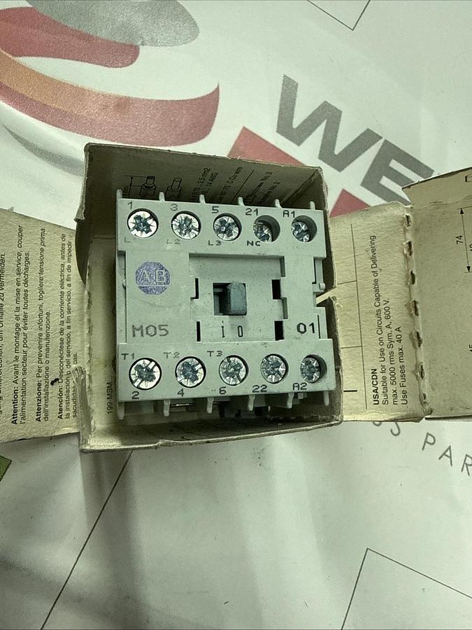 ALLEN BRADLEY 100-M05NKD31S MINI CONTACTOR NEW