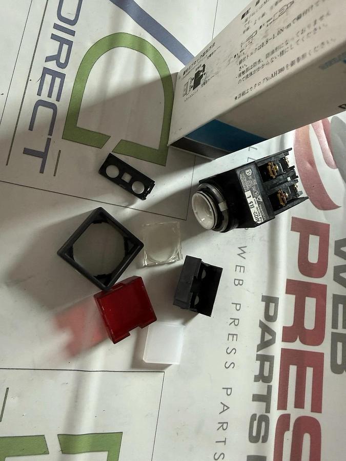 Fuji electric AH22 command switch ah22-SL5R10L NEW